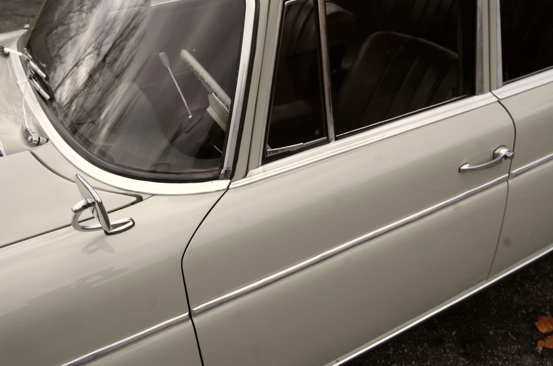 1963 Mercedes-Benz W112 - Image 31 of 31