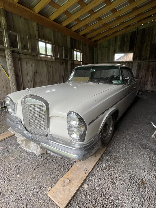 1963 Mercedes-Benz W112 - Image 2 of 31