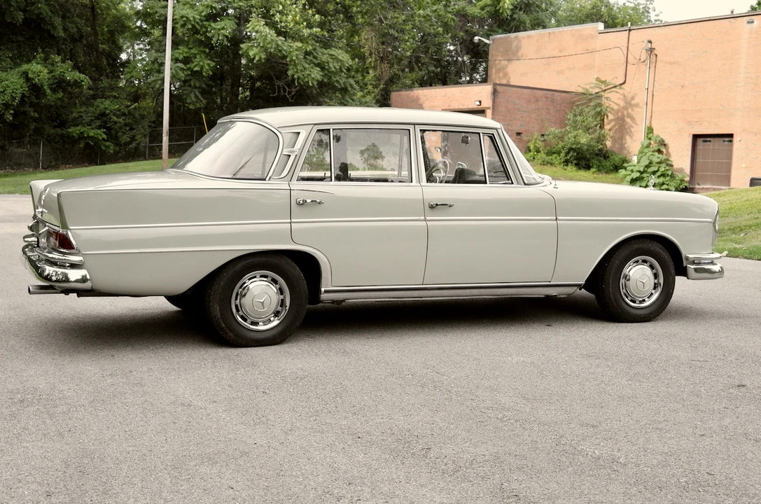 1963 Mercedes-Benz W112 - Image 23 of 31