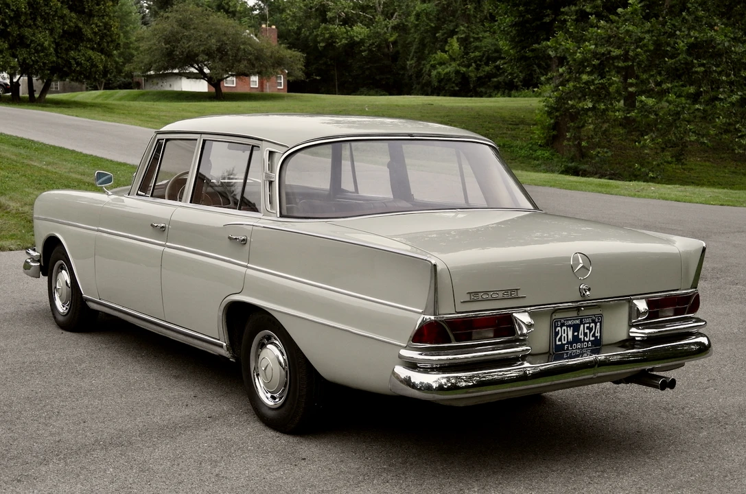 1963 Mercedes-Benz W112 - Image 12 of 31