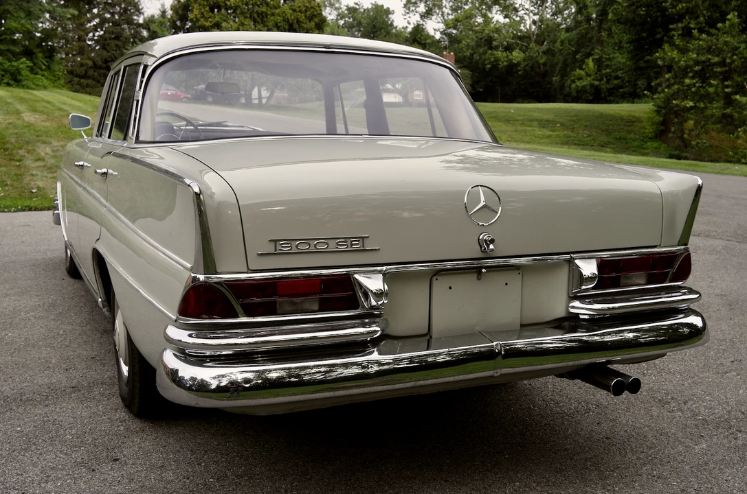 1963 Mercedes-Benz W112 - Image 13 of 31