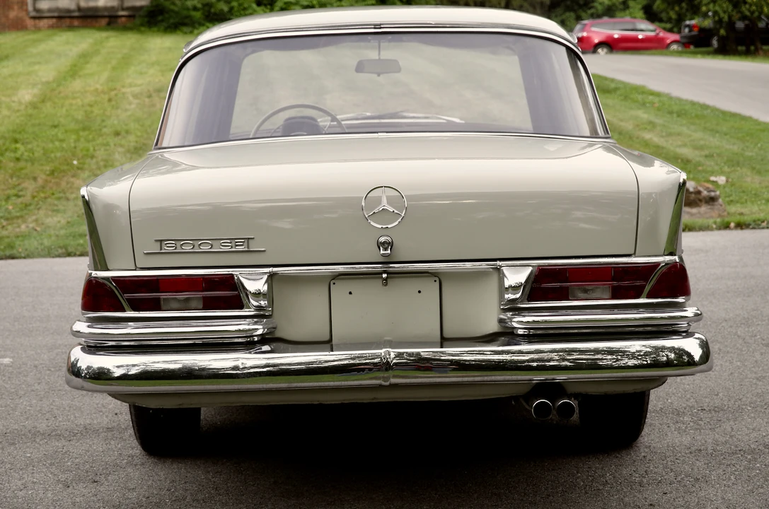 1963 Mercedes-Benz W112 - Image 15 of 31