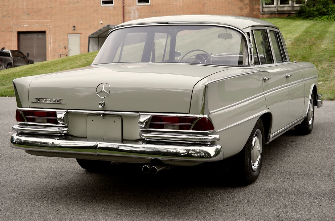 1963 Mercedes-Benz W112 - Image 19 of 31