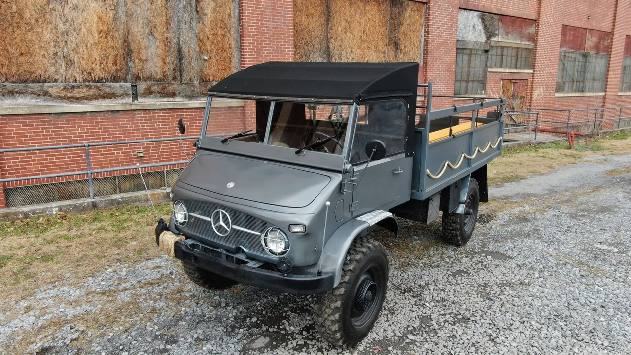 1963 Mercedes-Benz Unimog - Image 10 of 31