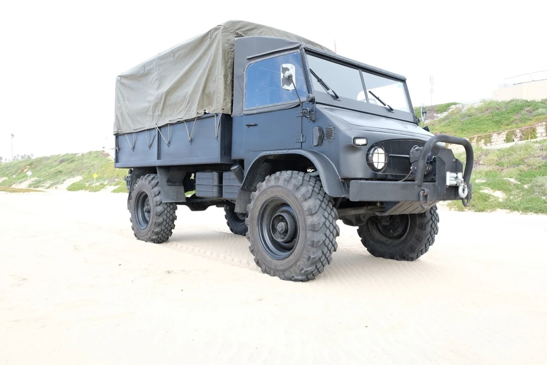 1963 Mercedes-Benz Unimog - Image 13 of 31