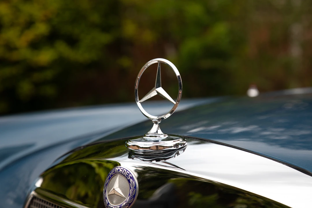 1963 Mercedes-Benz W111 Cabriolet - Image 29 of 31