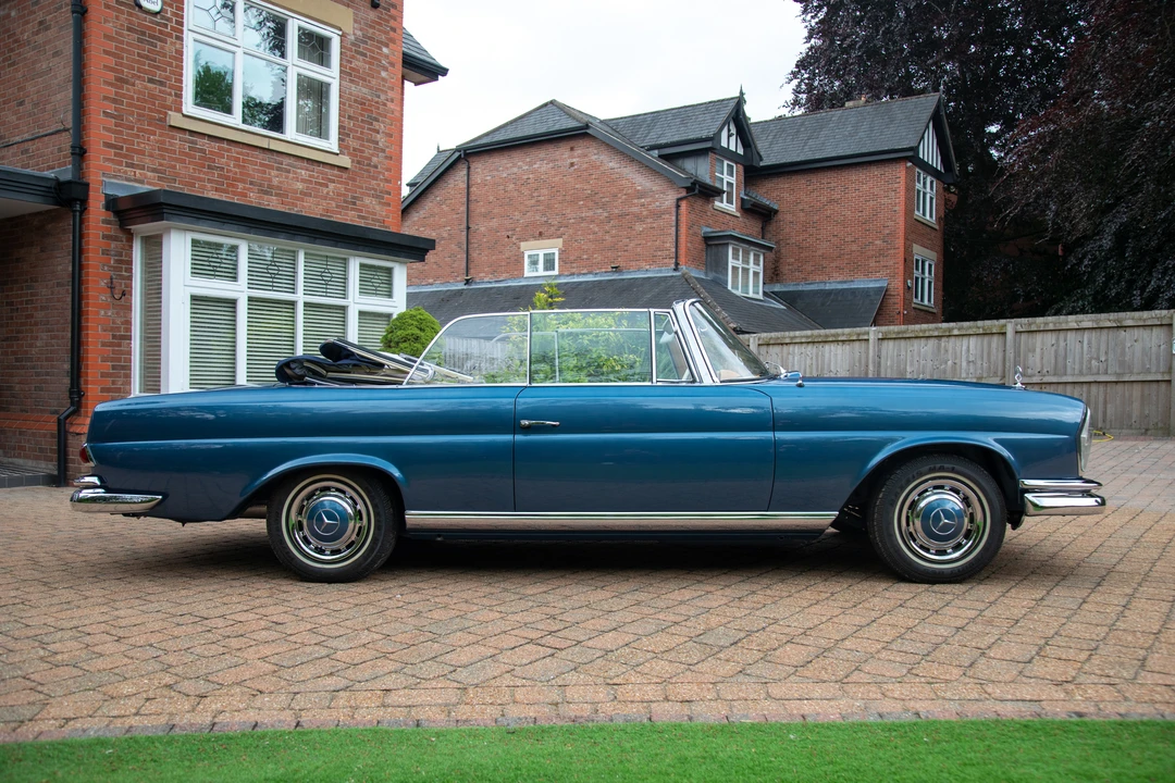 1963 Mercedes-Benz W111 Cabriolet - Image 4 of 31