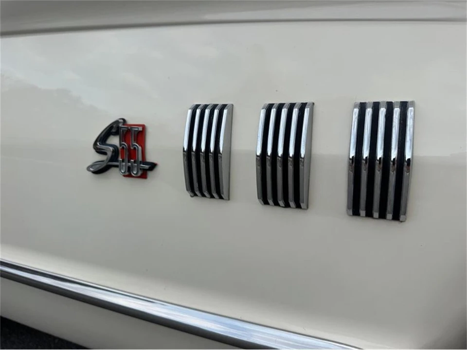 1963 Mercury Marauder - Image 17 of 31