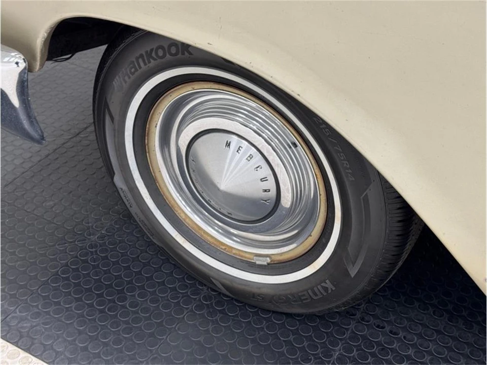 1963 Mercury Monterey - Image 12 of 31