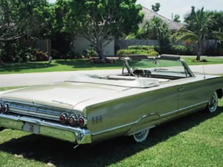 1963 Pontiac Star Chief - Image 4 of 8