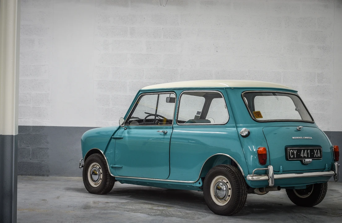 1963 Morris - Image 6 of 31