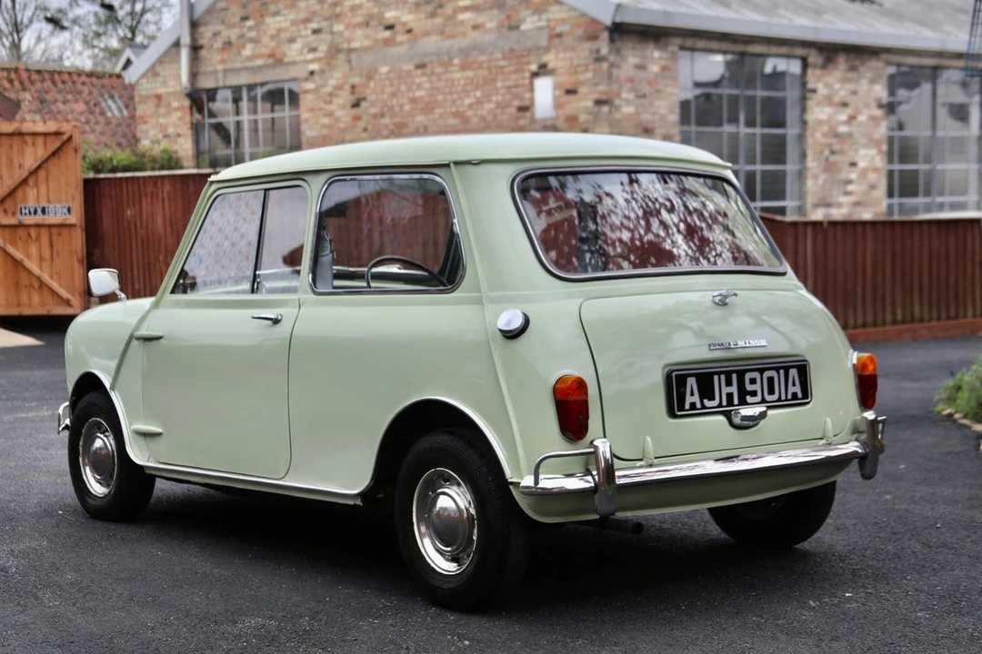 1963 Morris - Image 25 of 31