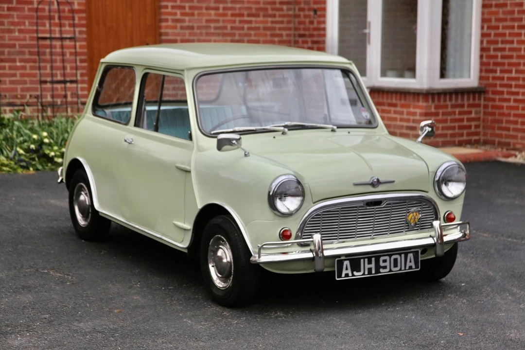 1963 Morris - Image 13 of 31