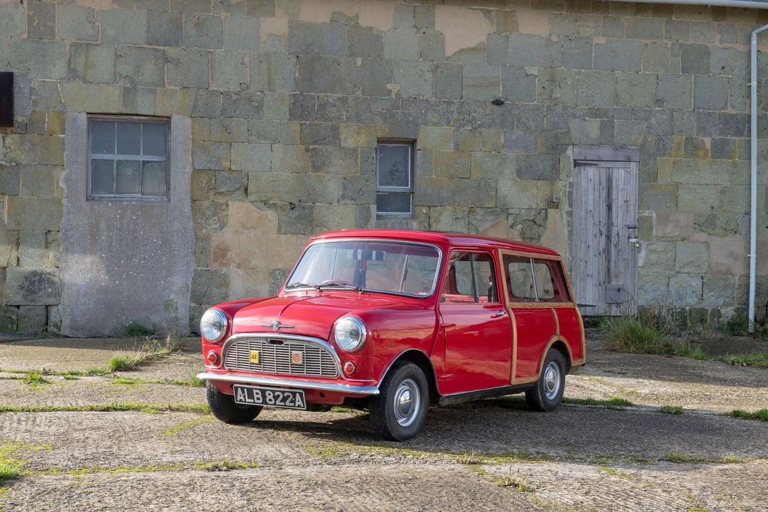 1963 Morris - Image 8 of 31