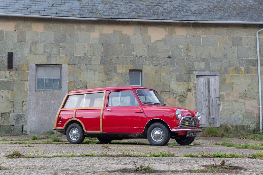 1963 Morris - Image 12 of 31