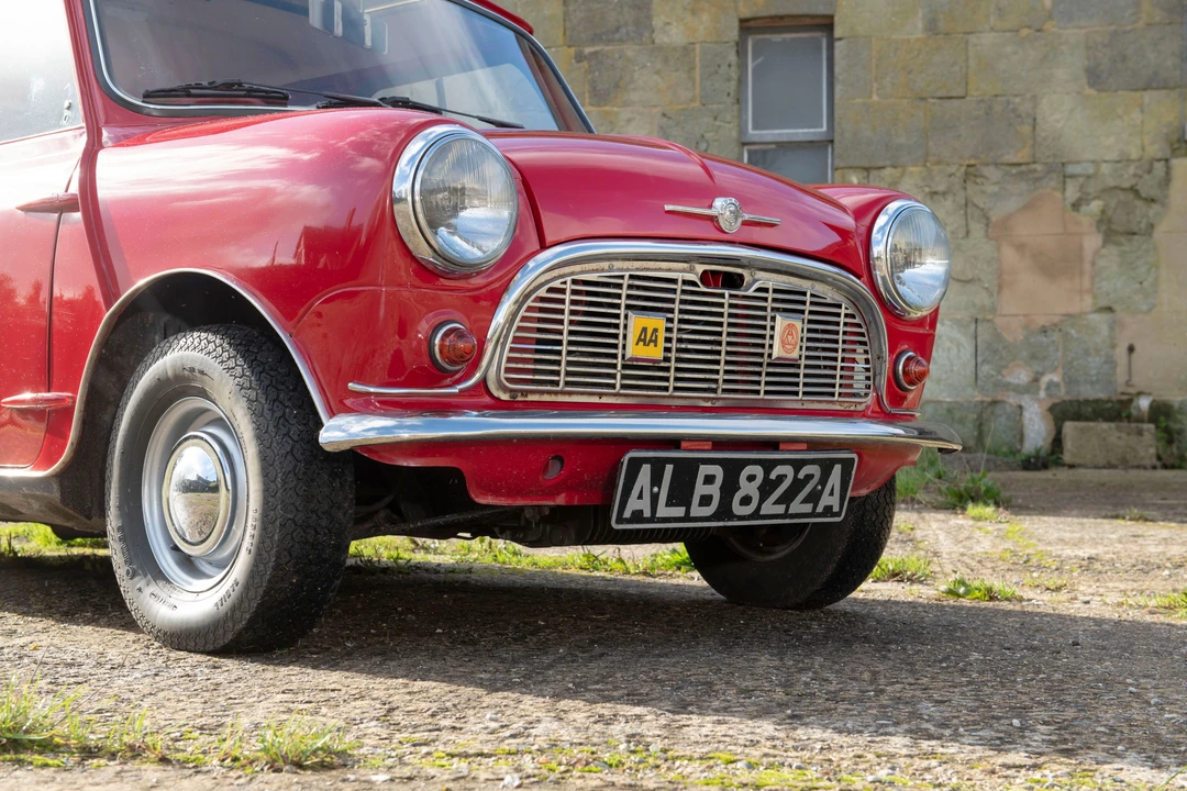 1963 Morris - Image 11 of 31