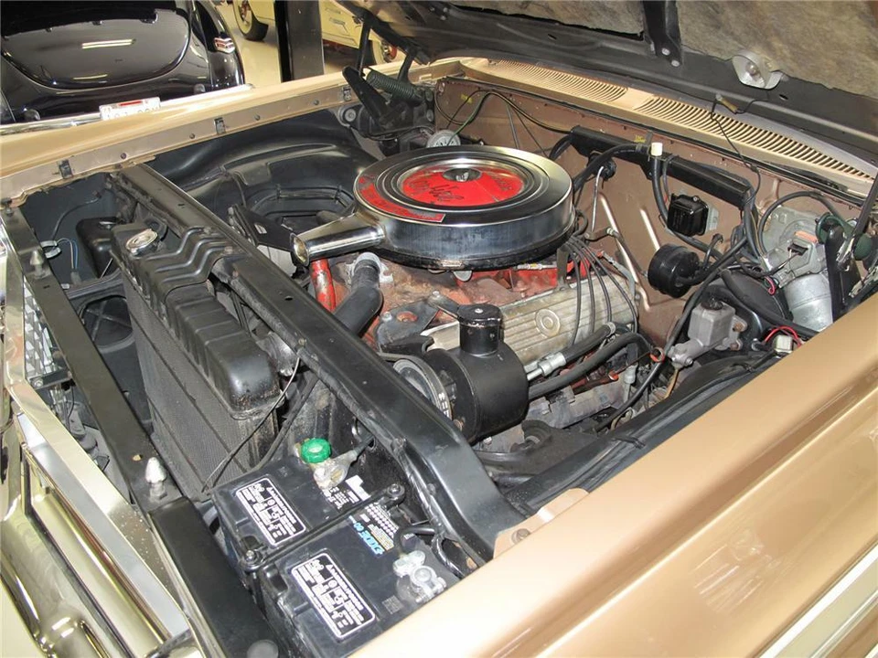 1963 Oldsmobile Starfire - Image 3 of 5
