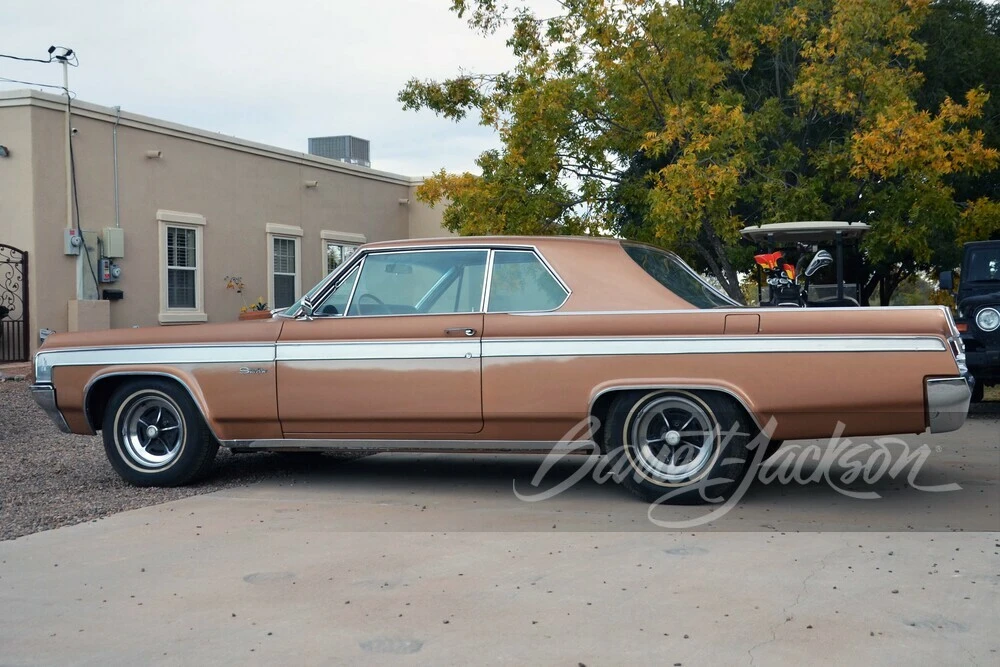 1963 Oldsmobile Starfire - Image 5 of 5