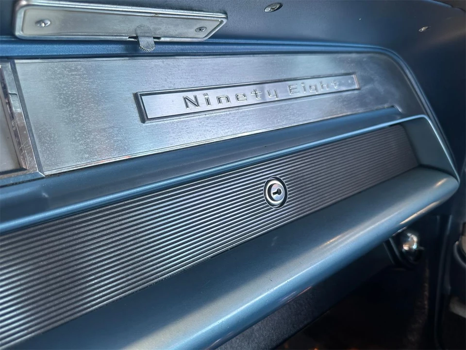 1963 Oldsmobile 98 - Image 27 of 31