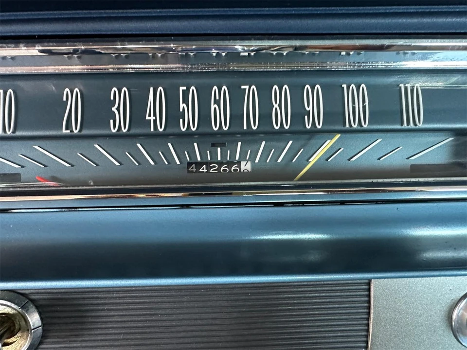 1963 Oldsmobile 98 - Image 26 of 31