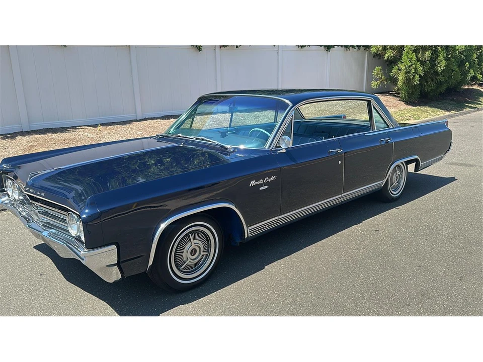1963 Oldsmobile 98 - Image 4 of 31