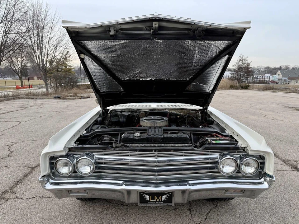 1963 Oldsmobile 98 - Image 6 of 31