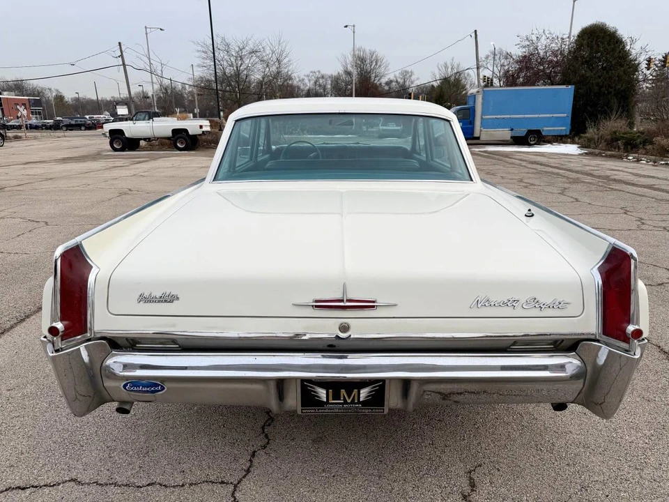1963 Oldsmobile 98 - Image 14 of 31