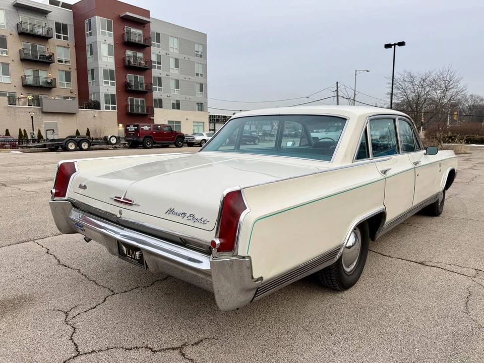 1963 Oldsmobile 98 - Image 16 of 31