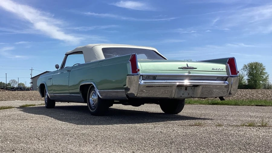 1963 Oldsmobile 98 - Image 9 of 9