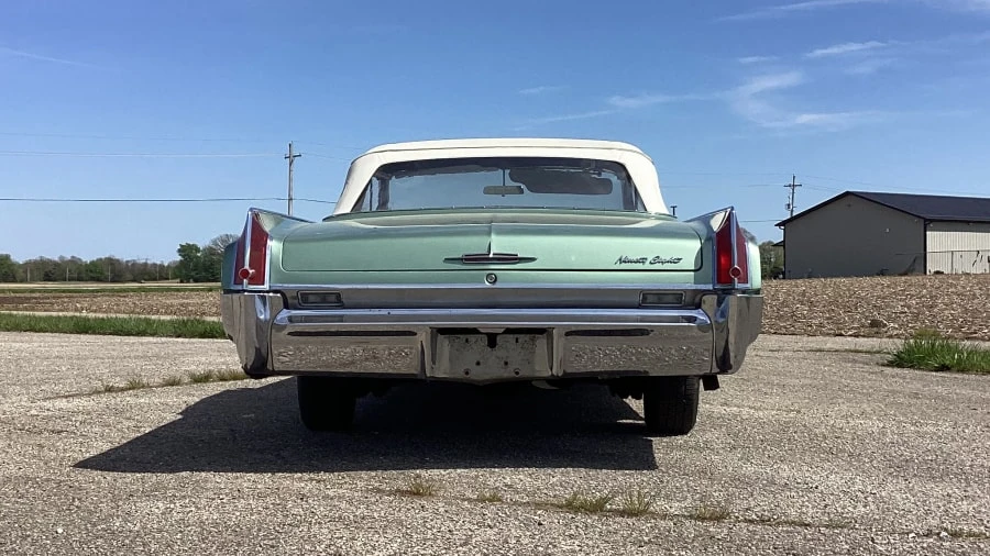 1963 Oldsmobile 98 - Image 6 of 9