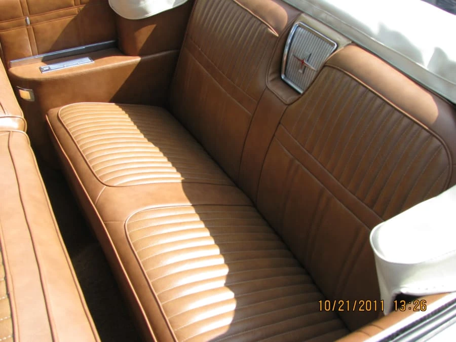 1963 Oldsmobile 98 - Image 6 of 10