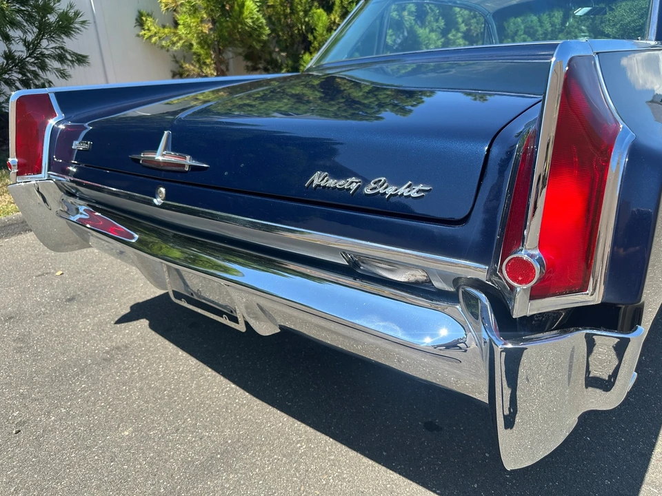 1963 Oldsmobile 98 - Image 8 of 31