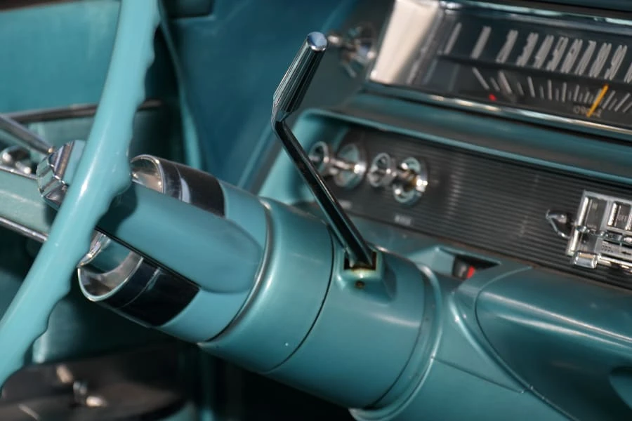 1963 Oldsmobile 98 - Image 27 of 31