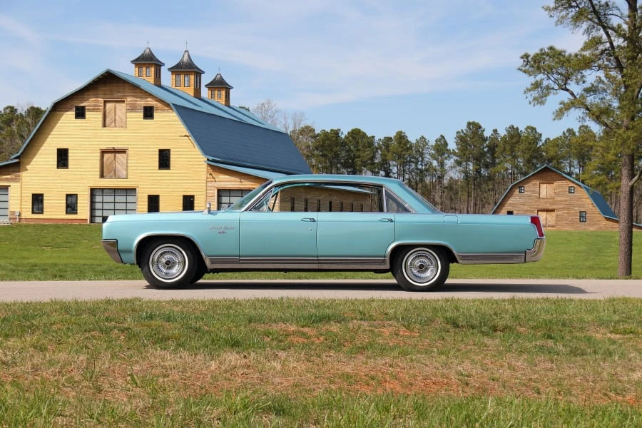 1963 Oldsmobile 98 - Image 15 of 31