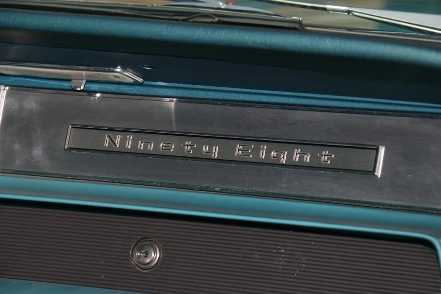 1963 Oldsmobile 98 - Image 22 of 31