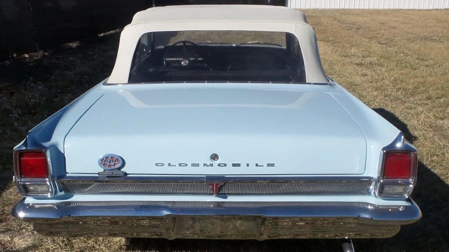 1963 Oldsmobile Cutlass 1st Gen - Image 10 of 11