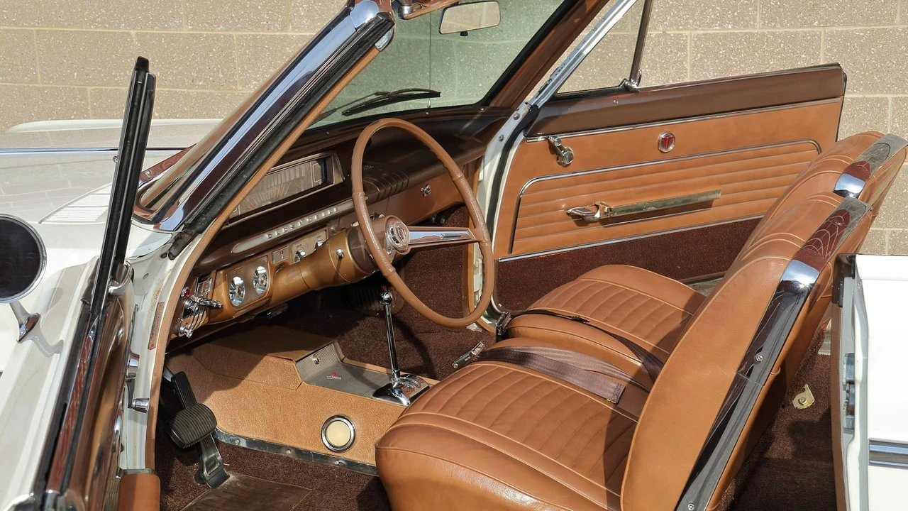 1963 Oldsmobile F-85 & Jetfire - Image 4 of 20