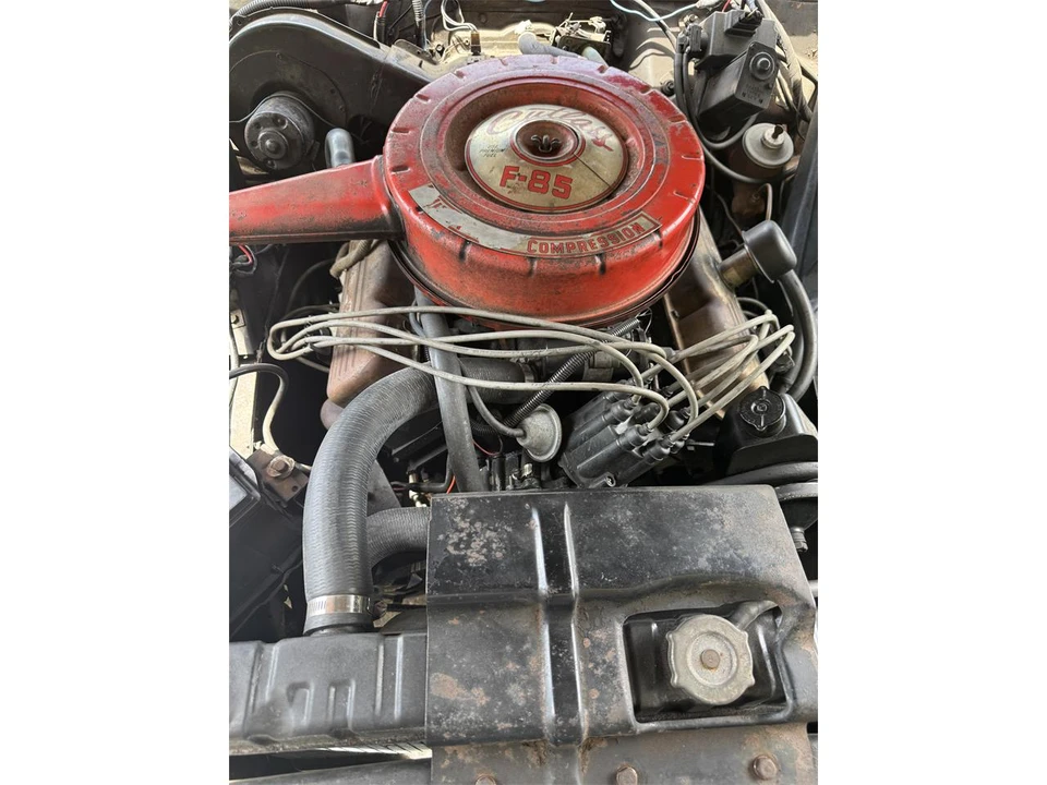 1963 Oldsmobile Cutlass 1st Gen - Image 12 of 13