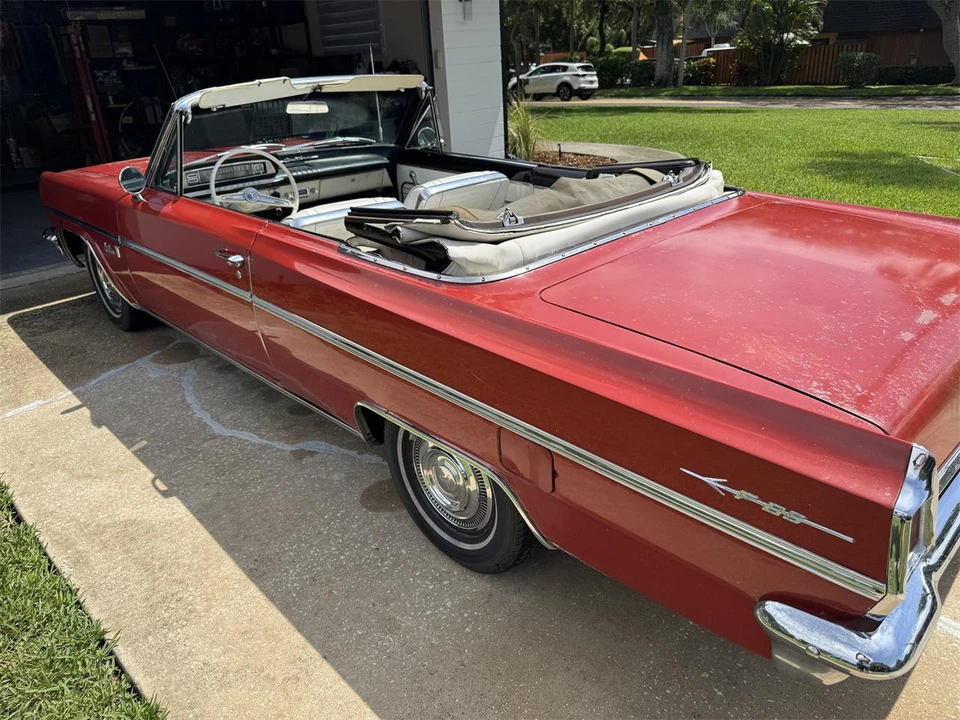 1963 Oldsmobile Cutlass 1st Gen - Image 6 of 13