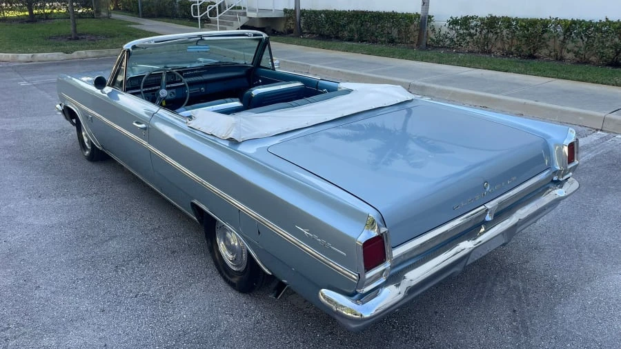 1963 Oldsmobile Cutlass 1st Gen - Image 10 of 28