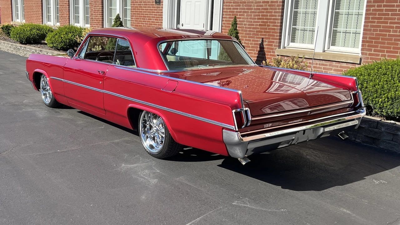 1963 Oldsmobile 88 - Image 3 of 9