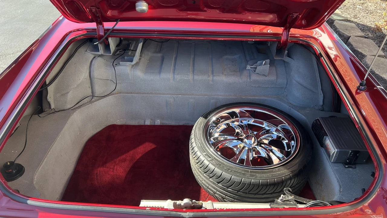 1963 Oldsmobile 88 - Image 7 of 9