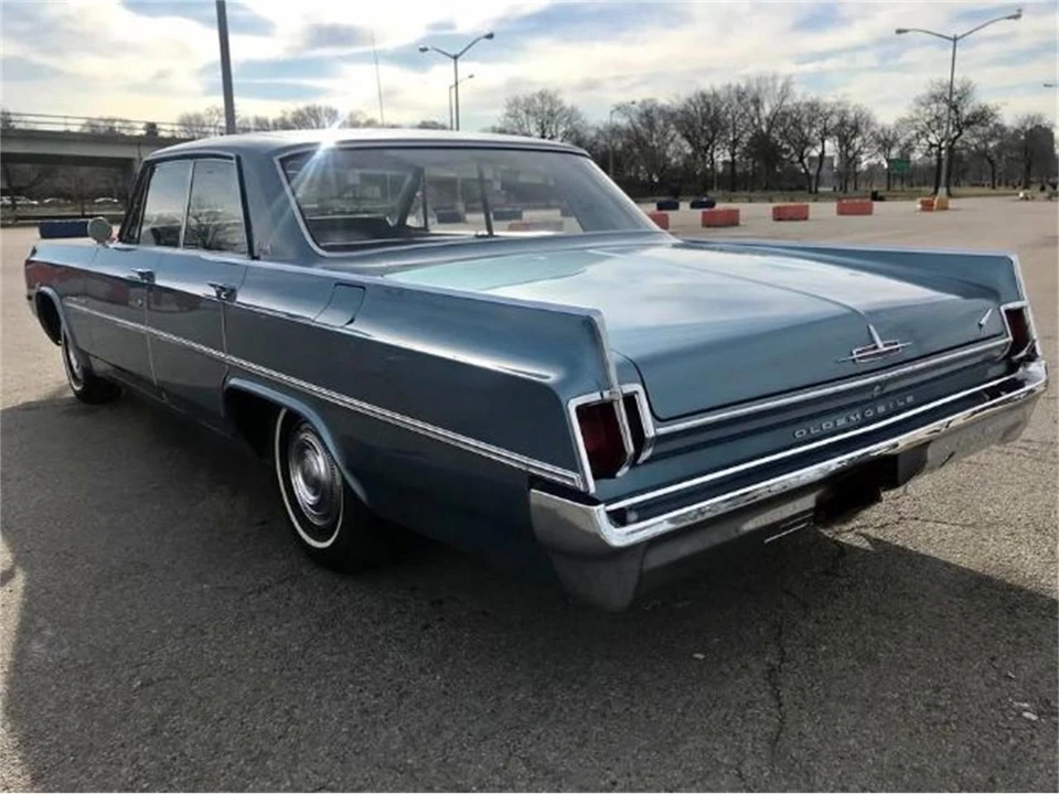 1963 Oldsmobile 88 - Image 5 of 11