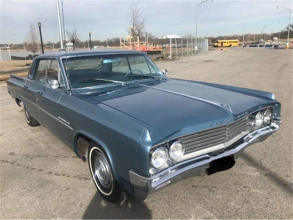 1963 Oldsmobile 88 - Image 10 of 25
