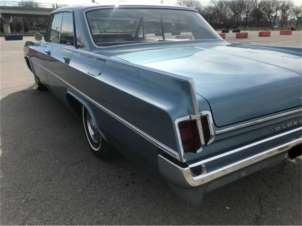 1963 Oldsmobile 88 - Image 4 of 25