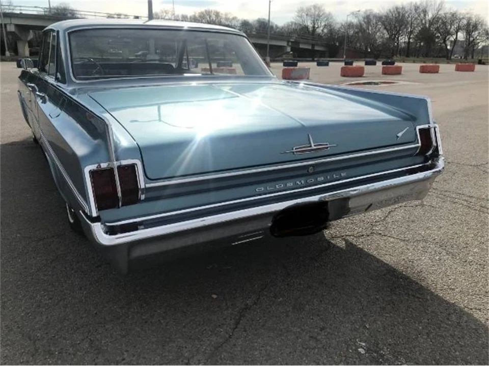 1963 Oldsmobile 88 - Image 7 of 25