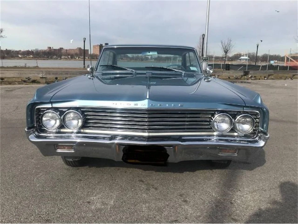 1963 Oldsmobile 88 - Image 9 of 25