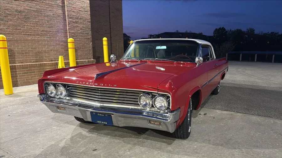 1963 Oldsmobile 88 - Image 4 of 15