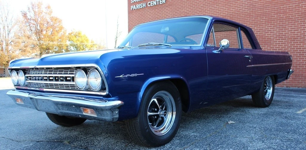 1963 Oldsmobile F-85 & Jetfire - Image 2 of 12
