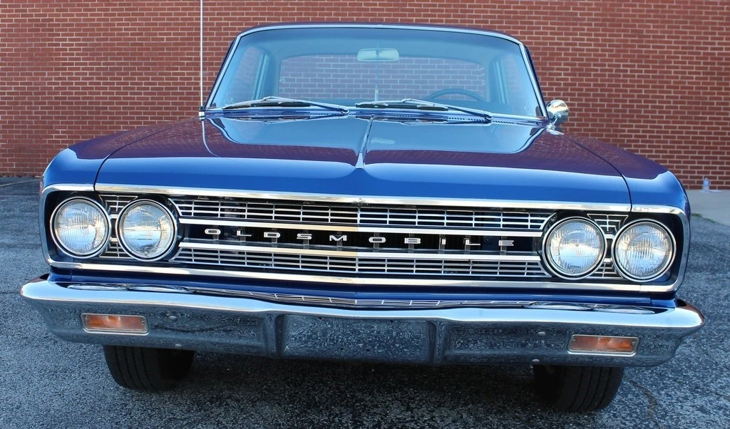 1963 Oldsmobile F-85 & Jetfire - Image 9 of 12
